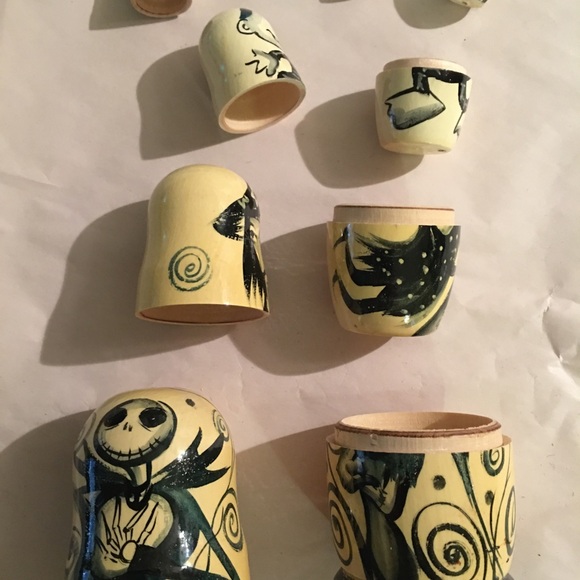 Hand-Painted Nesting Dolls - Picture 6 of 7